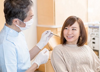 woman at a dental checkup 